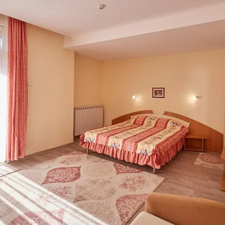 Hotel балнеохотел 