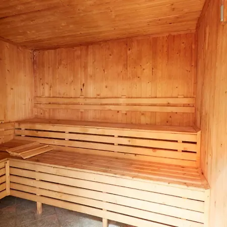 Хотел балнеохотел люляци Врабище