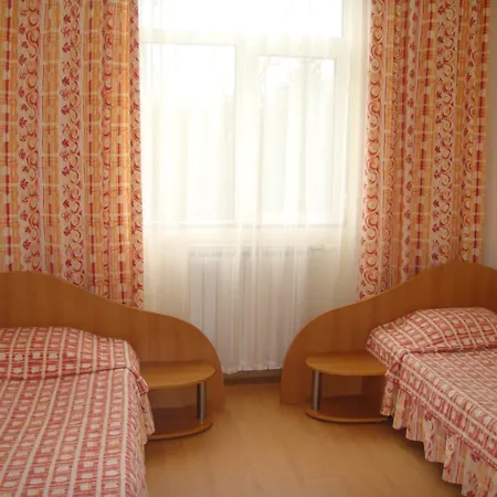 Хотел балнеохотел люляци 3*